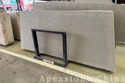 Polishing Grey Limestone Paving Slabs
