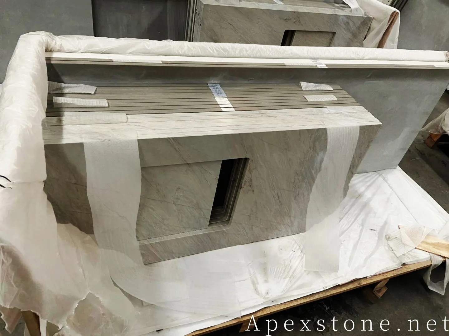 PalissandroAzzurroMarblecountertopspacking3259 PalissandroAzzurroMarblecountertopspacking3259